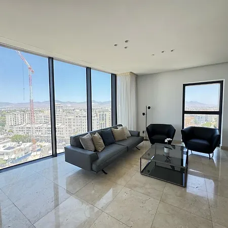 Skyhigh Park View Nicósia