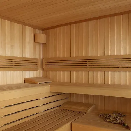 Skyhigh Park View * Nicósia