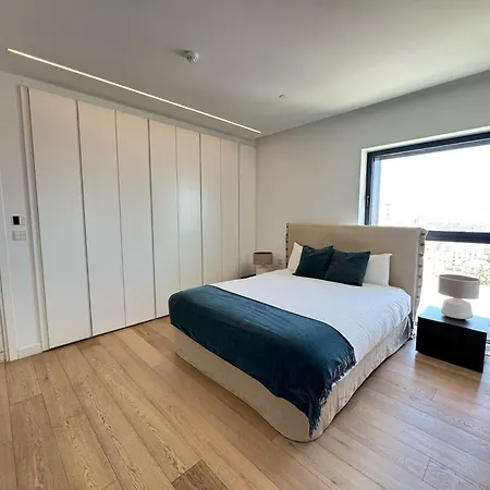 Skyhigh Park View Appartamento *