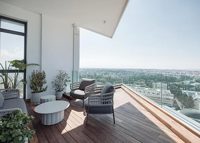 Lägenhet Skyhigh Park View Nicosia