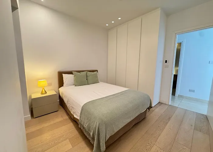 Lägenhet Skyhigh Park View