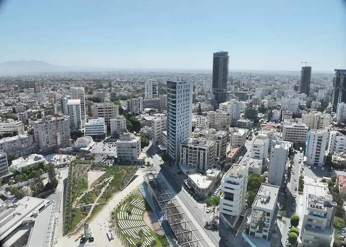 Lägenhet Skyhigh Park View Nicosia